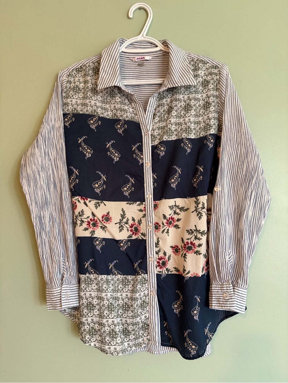 Alia Patchwork Button Up Shirt M Crinkle Accordion Boho Cottagecore Grandmacore